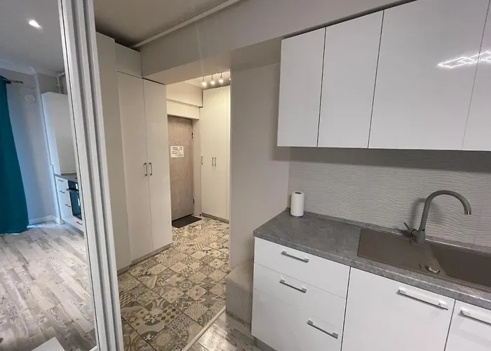 Grand Mamaia Apartment