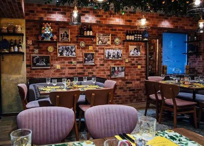 Grand Mamaia Apartment *