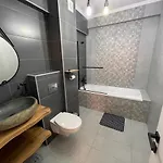 Grand Mamaia Lejlighed