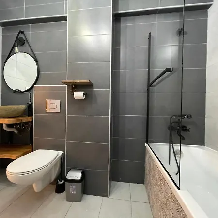 Grand Mamaia Апартаменты *