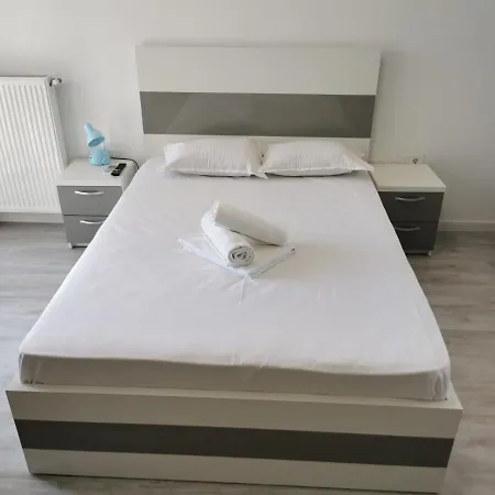 Grand Mamaia Апартаменты Констанца