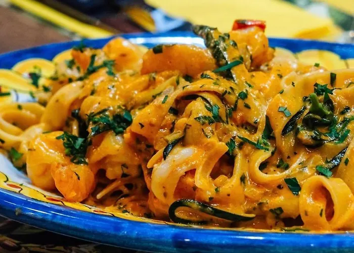 Grand Mamaia Apartment *