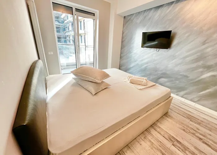 Apartment Grand Mamaia *