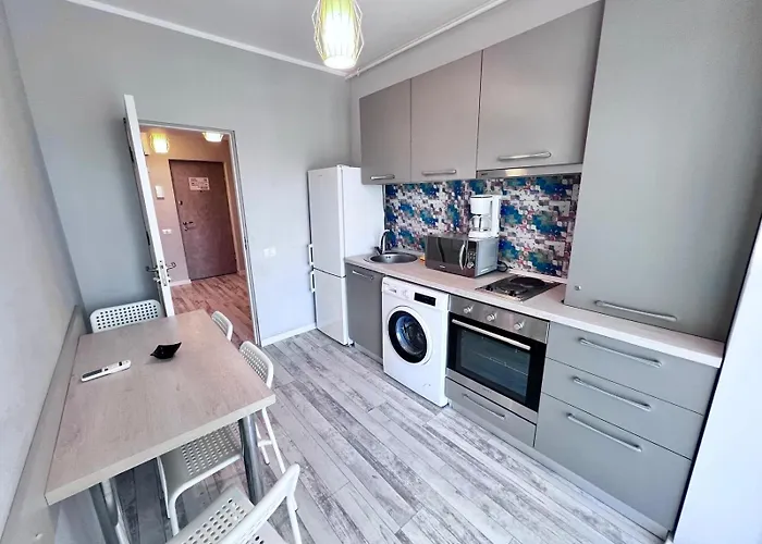 Grand Mamaia Apartment *